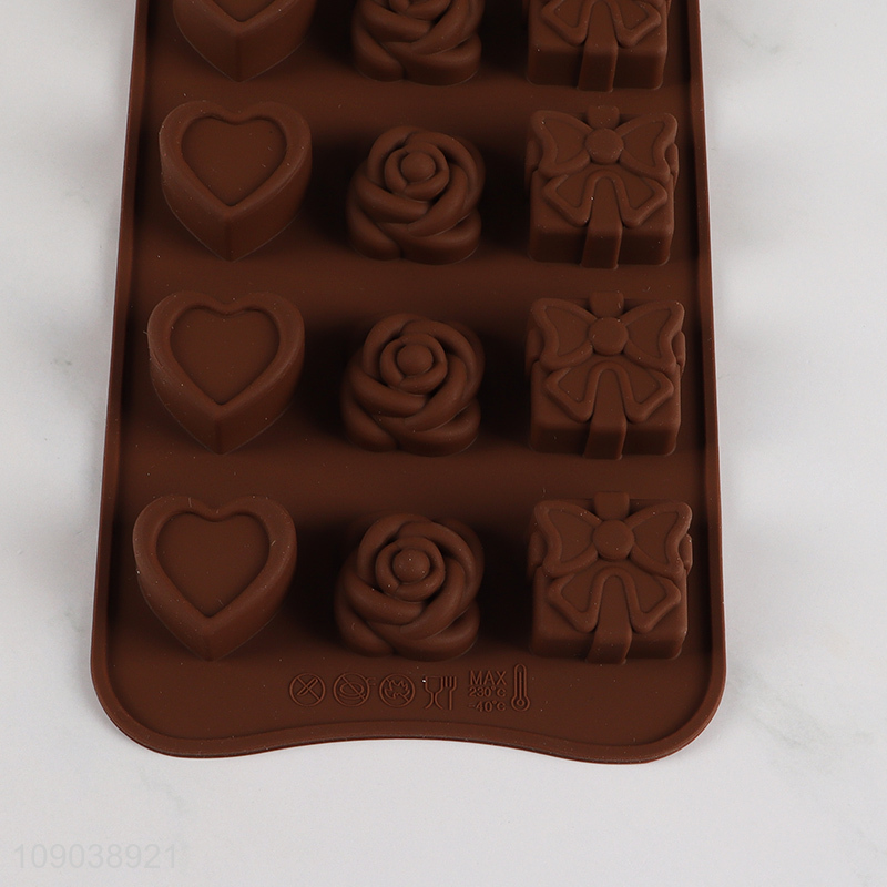 China Wholesale 15-Cavity Food Grade Reusable Silicone Chocolate Candy Molds